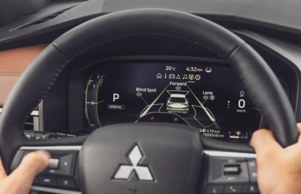 מיצובישי רחובות לוח מחוונים דיגיטלי